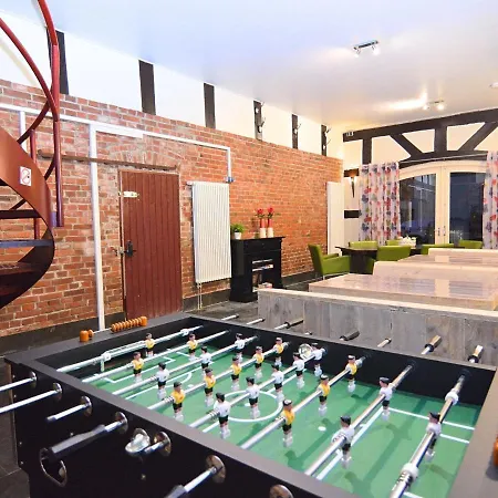 In Waroldern Mit Sauna *