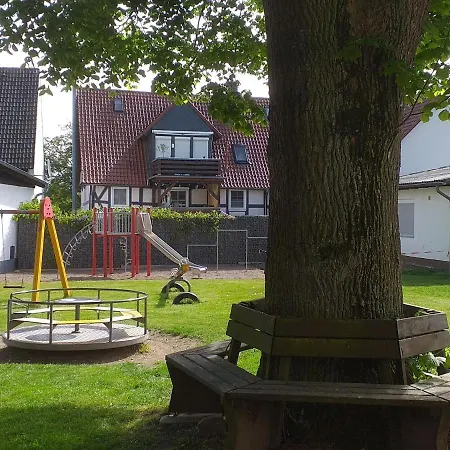 In Waroldern Mit Sauna