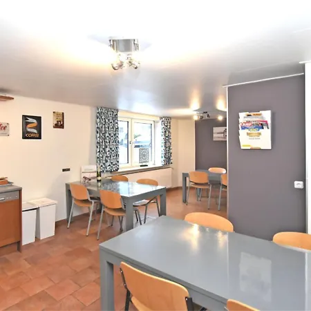 In Waroldern Mit Sauna 公寓