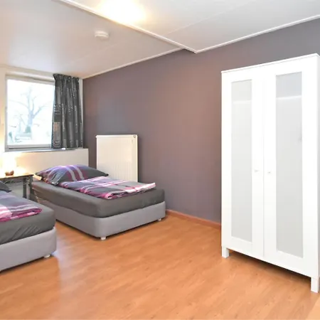 公寓 In Waroldern Mit Sauna